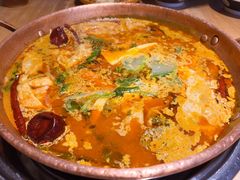 酸辣锅底-洱火云南酸菜牛肉火锅(石景山当代商城店)