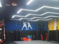-成杰格斗·拳击·柔术·防身术(建设路店)