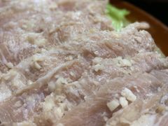 猪颈肉-王婆乔鲜鱼自助火锅(蜀汉路店)
