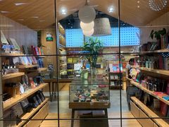 -百新书局(尚悦湾店)
