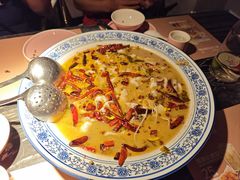 -桂二老坛酸菜鱼(三街两巷店)