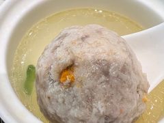 松茸蟹粉狮子头-老正兴菜馆(福州路店)