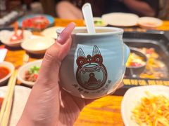 -老牌坊云南鱼豆花火锅(爱建店)