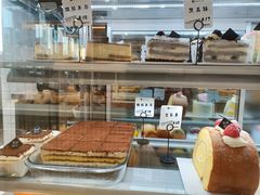-焙丽拾光(麦凯乐直营店)