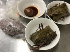 肉粽-芳婆糕团店(王府大街店)