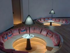 -涨巢·潮玩水疗局