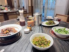 -湘力力小院·鱼汤泡饭(枫林路店)