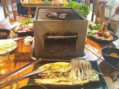 -丹东特色烤肉(学府路一部店)