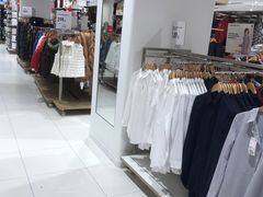 -优衣库(威海威高购物中心店)