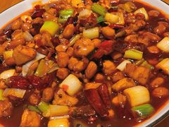 -十三式重庆江湖菜(金茂览秀城店)