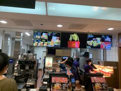 -麦当劳(轻轨曹杨路店)