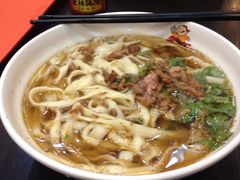 -顺溜·手工刀削面·黑金店(铜锣湾店)