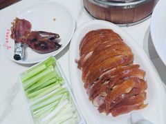 -梅利汴京烤鸭•开封豫菜地标店(东大街店)