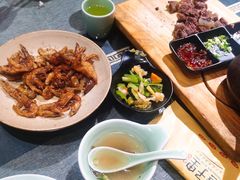 -巷子里小酒馆(西三道街店)