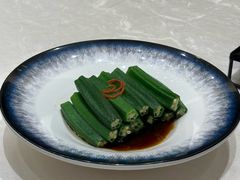 白灼秋葵-世贸万锦大酒店·江南春中餐