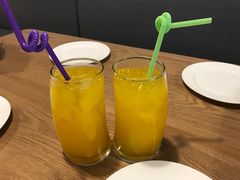-樱花里音乐餐吧·牛扒椰子鸡(东圃店)
