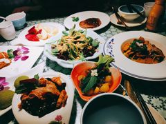 -忘忧草融合私房菜(红鼎国际店)