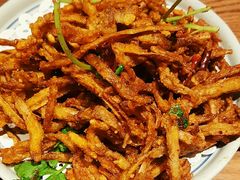 -云海肴·汽锅鸡·云南菜(天山百盛优客店)