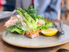 炸海鲈鱼三明治-BOR Eatery(安福路店)