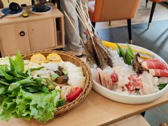 -樾餐厅泰式海鲜火锅(民歌湖店)