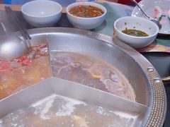 -廖掌柜·重庆鲜货火锅(上海首店)