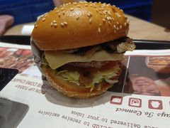 -The Habit Burger Grill 哈比特汉堡(爱琴海店)