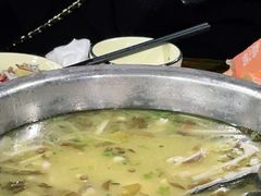 -廖哥泡椒兔(峨眉店)