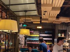 -领鲜活海鲜榴莲自助火锅(东门店)