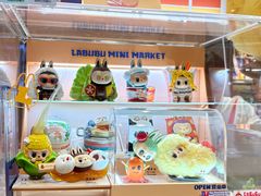 -泡泡玛特POPMART(上海环球港店)