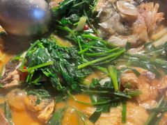 -九道菜有鸡鱼头(石鼓路店)