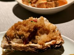 蒜蓉粉丝蒸生蚝-左庭右院鲜牛肉火锅黑金店(陆家嘴中心店)