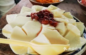 Old-Style Red Soup Ice Tofu Pudding