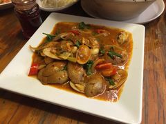 -J Daeng Seafood