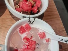 现任椰奶冰粉-太二酸菜鱼(天鹅湖万达店)