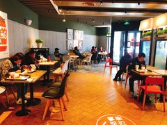 大堂-肯德基(中纬店)