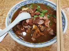 卤煮火烧-门框胡同百年卤煮(新街口店)