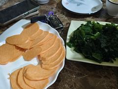 -洞穴餐厅