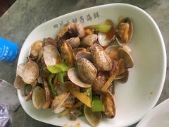 -四川小胡子海鲜(丁村万人海鲜广场店)