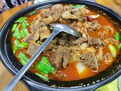 牛骨头锅-故乡小镇家乡味道