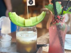 -Mark&Mars Restaurant