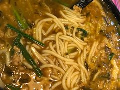 -香巴拉云南餐厅(华莱坞店)