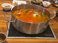 -苗家大院酸汤鱼(贵阳北站店)