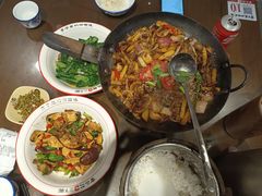 -富正毅三下锅·湘西韵味(天门山索道店)