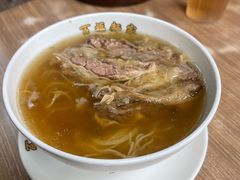 崩沙腩面-百福麵家(新馬路店)
