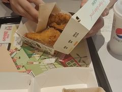 -肯德基(嘉善路地铁站店)
