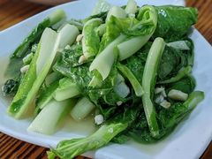 -小桃园煨汤馆(新宇安居楼店)