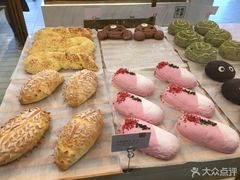 -奈雪的茶(市百一店)
