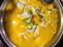 -严厨老坛酸菜鱼(张掖路店)