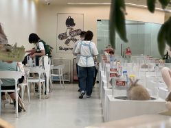 -Moni星球萌宠·小马宝莉·灵蛇·高端高阶全萌宠互动体验俱乐部(红豆国际广场店)