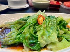 白灼生菜-蝴蝶里·粤菜·点心(龙湖天街&滨江店)